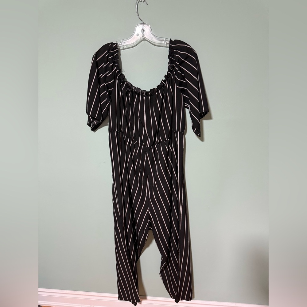 SHEIN Curve 2XL Monochrome Striped Jump Suit